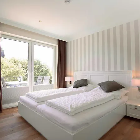 Apartament Blanker Hans 4 *